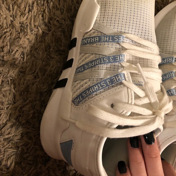 Adidas shoes - Picture 2 of 3
